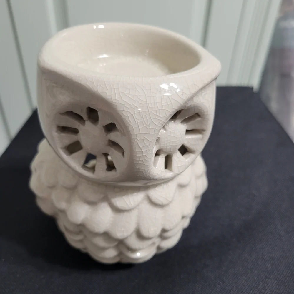 Pier One Owl Tealight Candle Tart Warmer